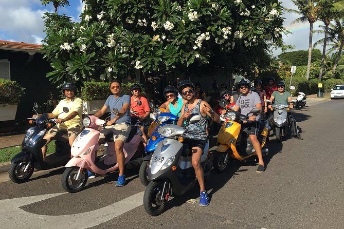 2 Passenger 200cc Scooter Rental - 21+ - Motorcycle License - Why a 200cc two-person scooter is such a good Maui match