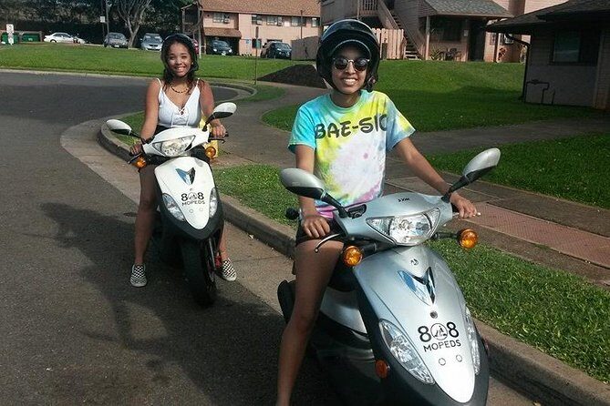 2 Passenger 200cc Scooter Rental - 21+ - Motorcycle License - What’s included (and why these details matter on Maui)