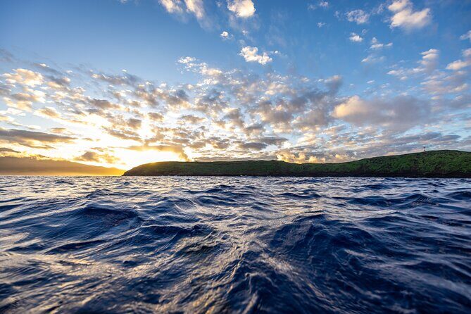 2-Tank Dive Featuring the Molokini Crater - The second site and the south-side timing plan