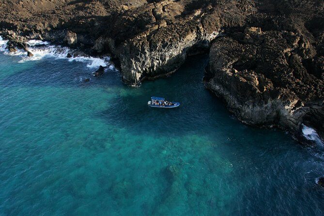 All-Inclusive 5.5 hr La Perouse Bay & Molokini Sea Cave Boat Tour - Key things to know before you go