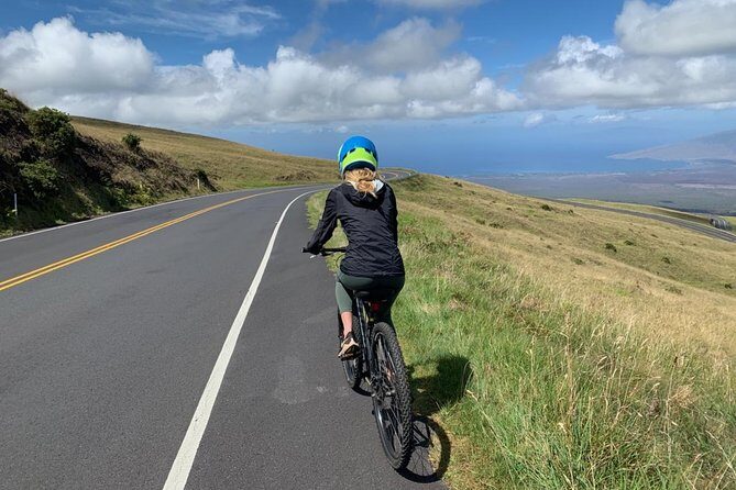 Best Haleakala Downhill Self-Guided Bike Tour with Maui Sunriders - Stop 1: Haleakalā’s 6,500 ft staging area and upper switchbacks
