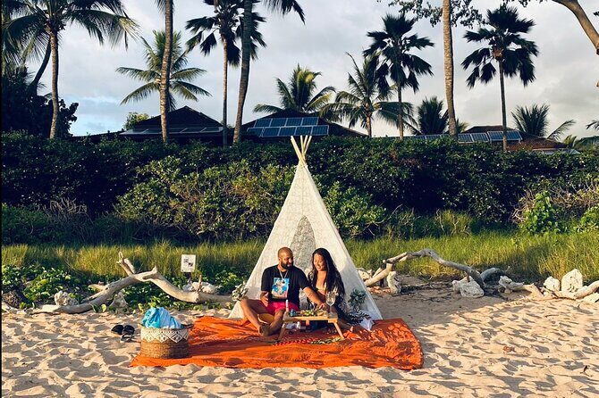Brunch at Beautiful Beach with Photos - Who This Beach Brunch Photoshoot Works Best For