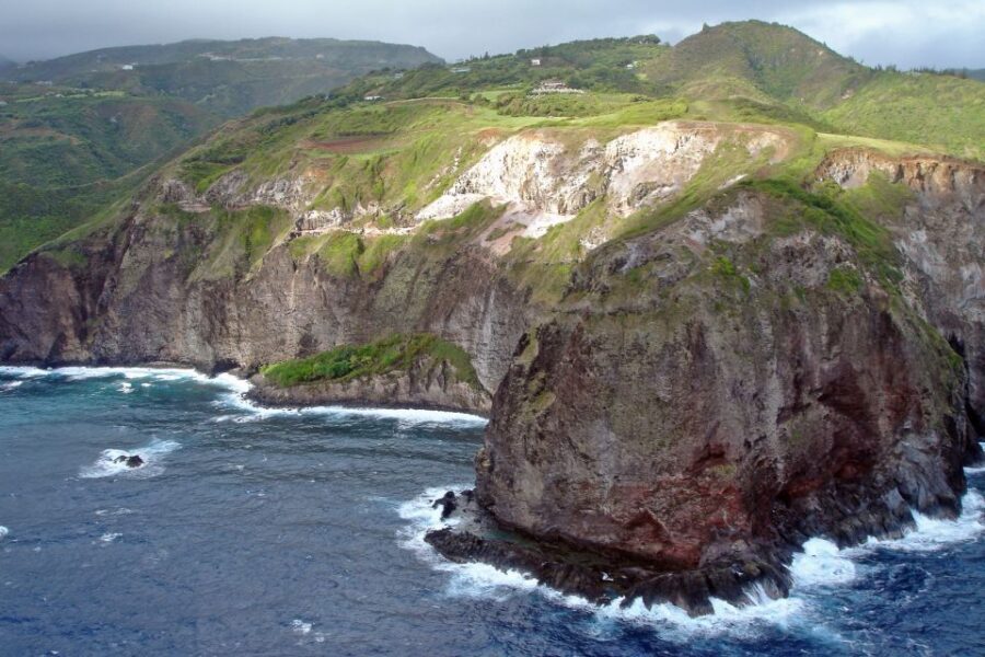 Central Maui: Two-Island Scenic Helicopter Flight to Molokai - Entering the Maui-to-Molokai Route From Kahului
