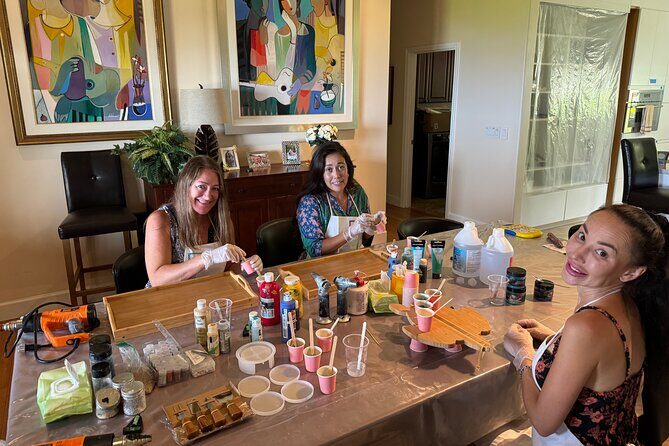 Epoxy Resin Cheese Board Art Class - Inside the workshop: the resin process taught in practical stages