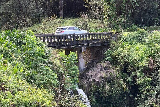Full Day Private Maui Waterfall, Beach & Hana Tour - Huelo snack stop: fuel up before the waterfall and coast day