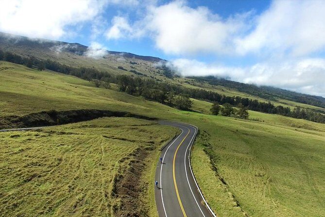 Haleakala Summit Best Self-Guided Bike Tour with Bike Maui - Riding the Famous Switchbacks: Self-Guided, But Don’t Go Blind