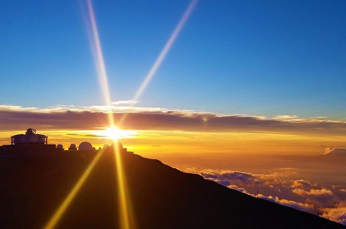 Haleakala's Best Sunset Tour with Dinner - Dinner: A Real Meal After a Real Cold Evening Starts