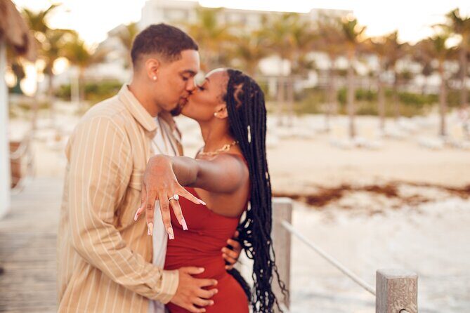Hire Photographer, Professional Photo shoot - Maui - A Maui photo session built around your style and time