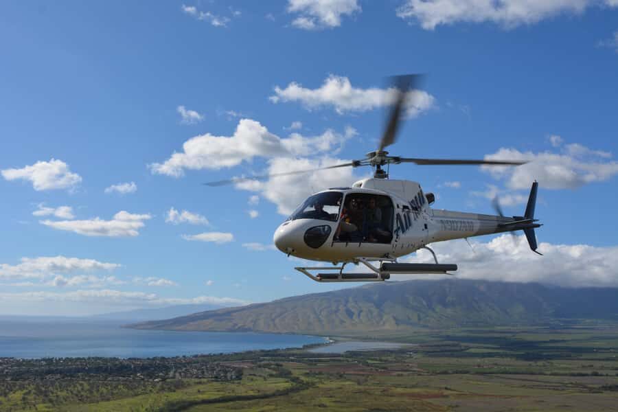 Kahului: Doors-off West Maui and Molokai Helicopter Tour - Flying West Maui Mountains: Rainforest and coastline from the air