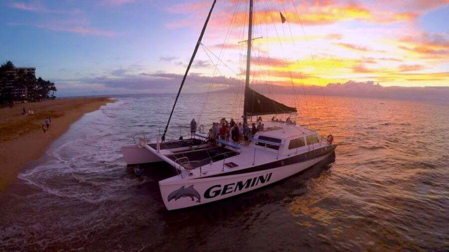 Maui: 2 Hour Sunset Dinner Sail with Open Bar and Appetizers - Why this 2-hour Gemini sunset sail works so well