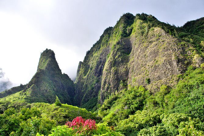 Maui Adventure Bundle: 6 Epic Audio Driving Tours, Including Road to Hana - Road to Hāna: the stops you’ll plan around (waterfalls, bays, and changing sand)
