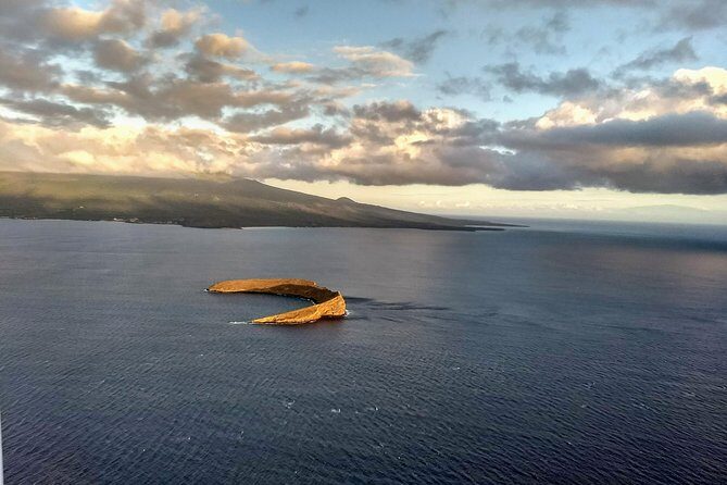 Maui Circle Island-PRIVATE-Air Tour for 2-5: Waterfalls & Lava! - Price and what $452 per person actually buys you