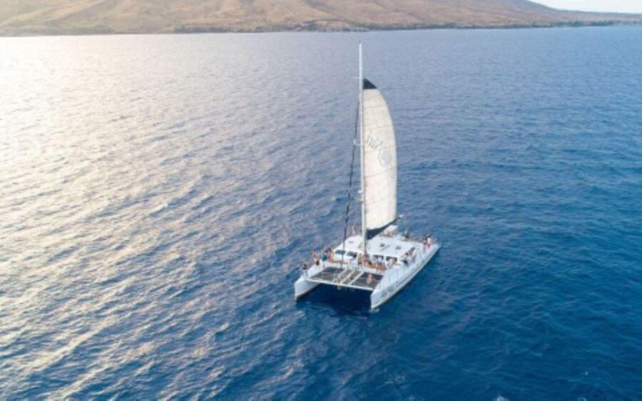 Maui: Deluxe Molokini Snorkel with Breakfast & Lunch - Snorkel gear, reef-safe details, and why they matter