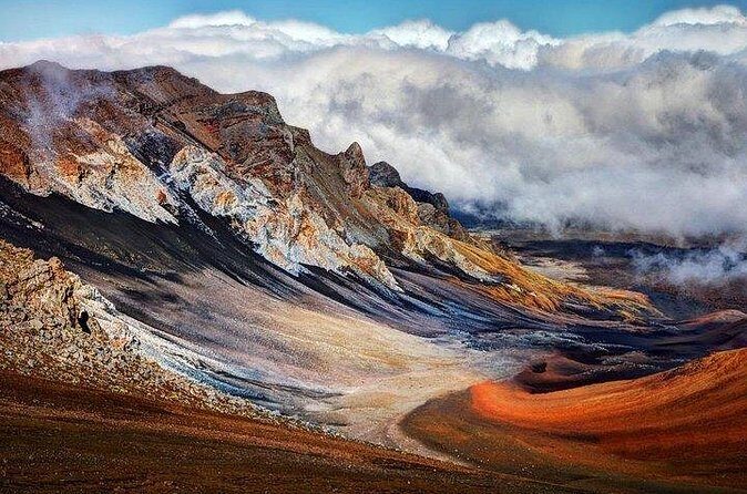 Maui Haleakala Self Paced Downhill Bike Tour with Mountain Riders - Stops that are actually worth your time: Paia and Makawao