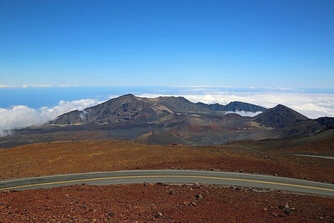 Maui Haleakala Self Paced Downhill Bike Tour with Mountain Riders - Who runs the show: guides, safety, and the follow-you van