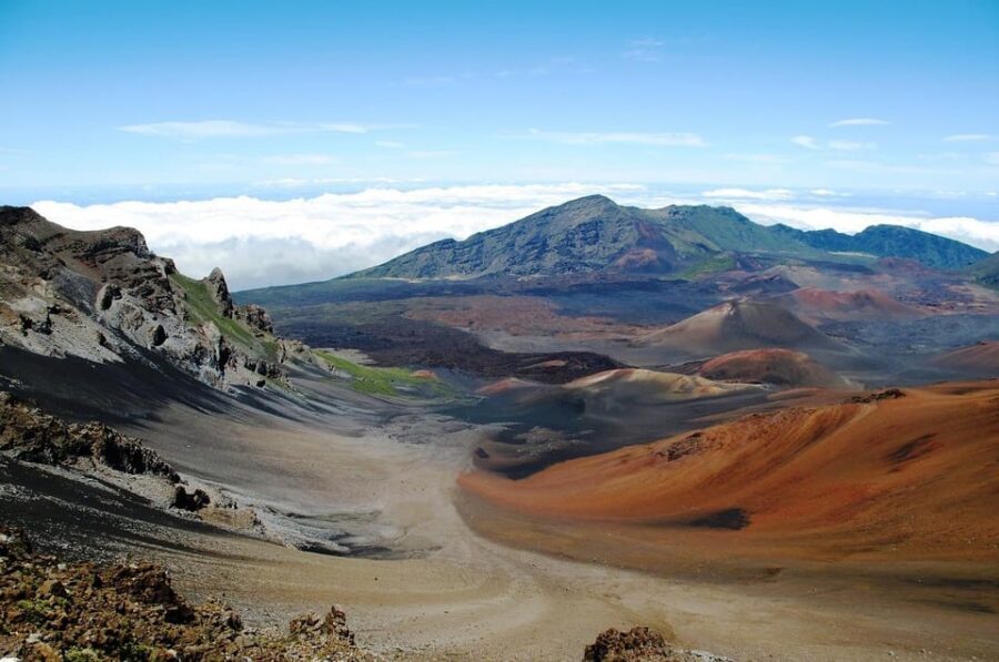 Maui: Haleakala Sunrise Tour with Pick-up - Cultural and natural stops: hearing Haleakalā explained in plain terms