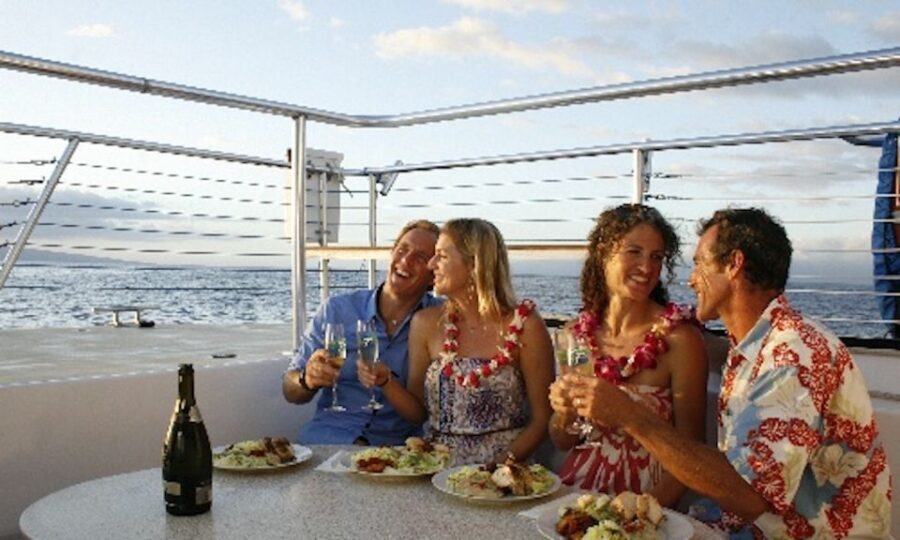 Maui: Ka'anapali Luxury Sunset Dinner Sail - Getting on board at Ka’anapali Beach (and why timing matters)
