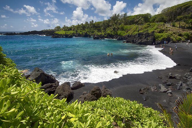 Maui "Loop" Road To Hana Audio Driving Tour - Rainforest pools and classic falls: Pua‘a Ka‘a, Waikani, and Kahanu