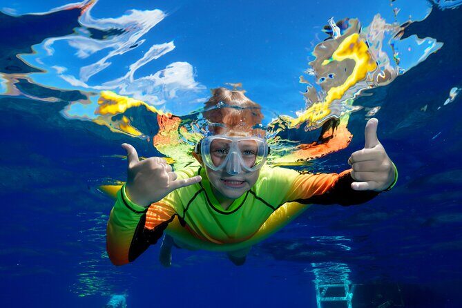 Maui: Molokini and Turtles Luxury Yacht Snorkel - Your meal plan: breakfast, BBQ lunch, and the open bar timing