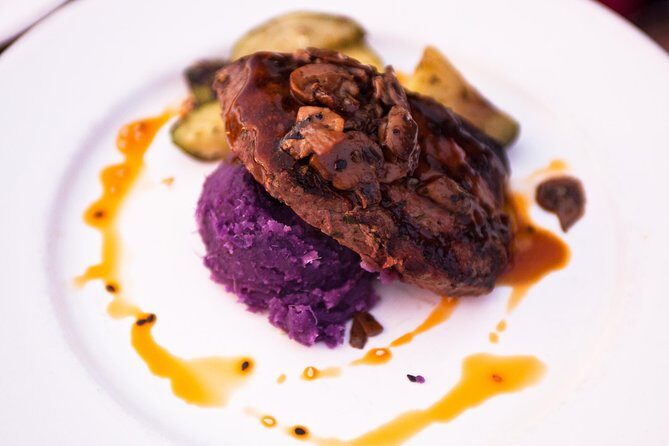 Maui Premium Dinner Cruise: Four Course Dining Experience - Cashless Payment Reality: Don’t Show Up With Only Cash
