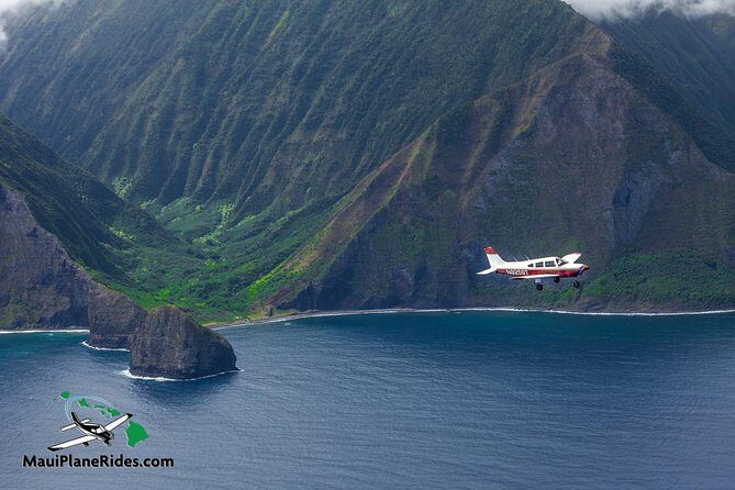 Maui -PRIVATE- Air Tour FUN: 3 Islands: (2-5 people): SEE it ALL! - What the price gets you: a tight, high-value hour over three islands