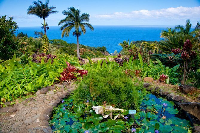 Maui "Reverse" Road To Hana Audio Driving Tour - Stop-by-stop route: the big moments from Kula to Paia