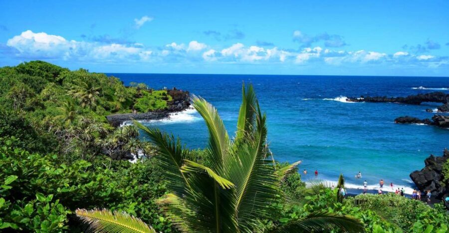 Maui: Road to Hana Waterfalls Tour with Lunch - The Black Sand Beach Swim at Waianapanapa State Park