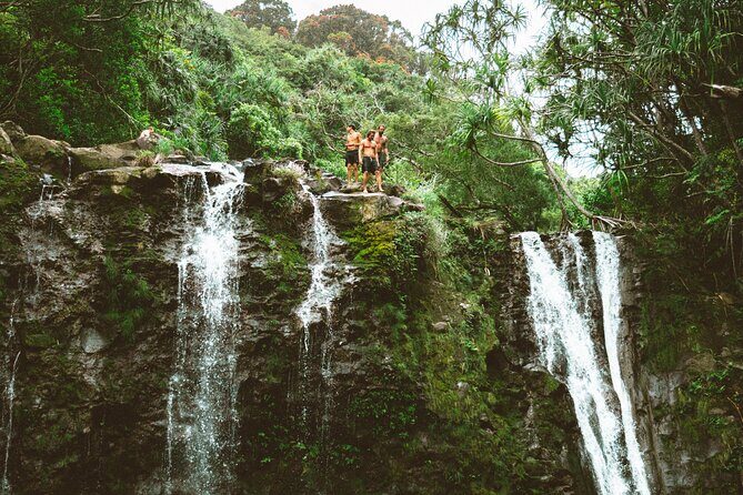 Private Road To Hana Tour with Professional Photos Included - Included extras that reduce the friction of a long day