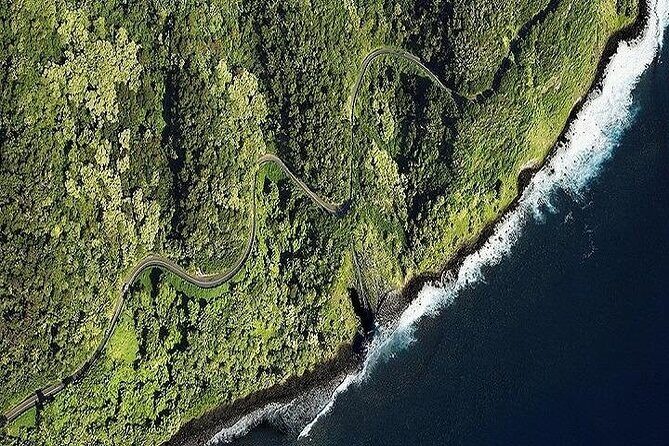 Road to Hana Deluxe Rainforest and Waterfall Experience from Oahu - 6:00 am Start and the Included Maui Flight Connection