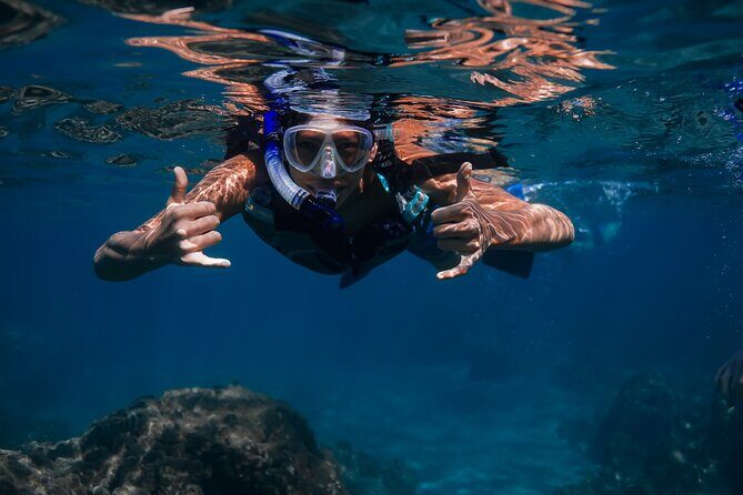 Scenic Coastal Adventure In 4x4 With Turtle Town Snorkel + Photos - Keoneʻōʻio Bay quick-photo time: grab the angles before you move on
