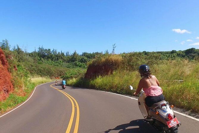 Single Passenger Moped/Scooter - 18+ NO Motorcycle License Needed - Check-in at 808 Rides in Lahaina: what you’ll actually handle