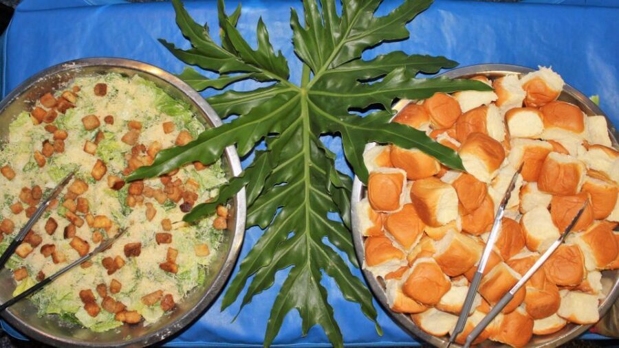 South Maui: Sunset Prime Rib or Mahi Mahi Dinner Cruise - Who this sunset dinner cruise is best for