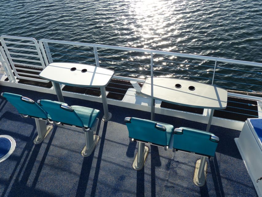 South Maui: Sunset Prime Rib or Mahi Mahi Dinner Cruise - The 2-hour cruise rhythm: what happens after you board