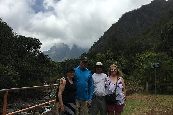 Stretch Limousine Private Transfer around the Island of Maui - Should you book? My honest take