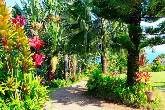 Ultimate Self-Driving Audio Tour of Road to Hana, Maui - Mile Marker Zero history to Twin Falls: the route explains itself